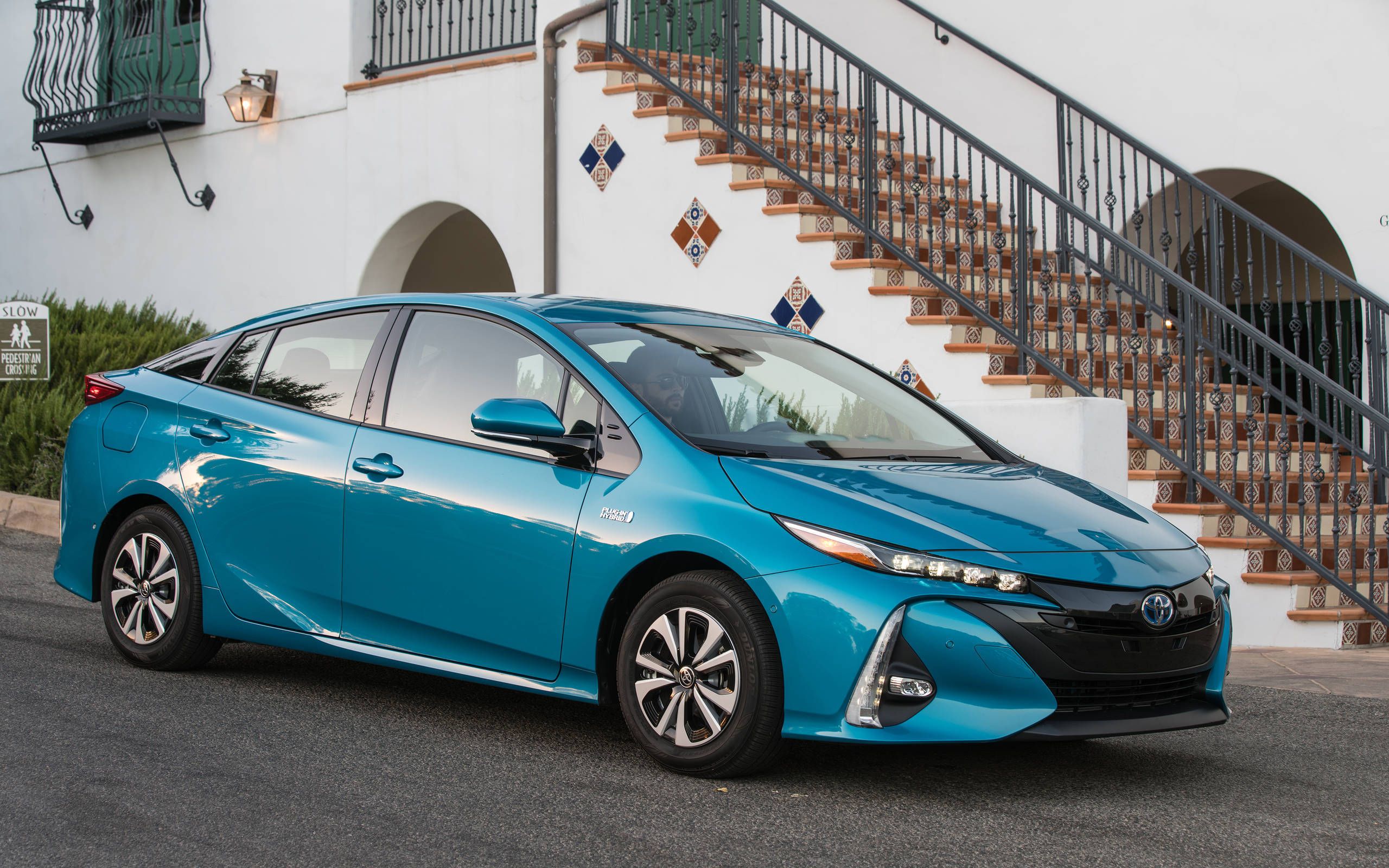 Prius prime online kwh