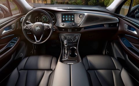The top-level 2019 Buick Envision comes with forward collision alert, lane keep assist, a heads-up display system, navigation, wireless charging for the latest phones and more.