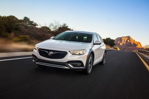 The 2018 Buick Regal TourX comes standard with AWD and a 250-hp 2.0-liter turbocharged I4.