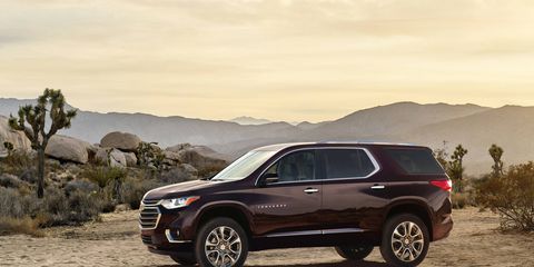 The 2018 Chevrolet Traverse comes with either a 3.6-liter V6 making 305 hp and 260 lb-ft of torque or a 2.0-liter turbocharged I4 making 255 hp and 295 lb-ft of twist.
