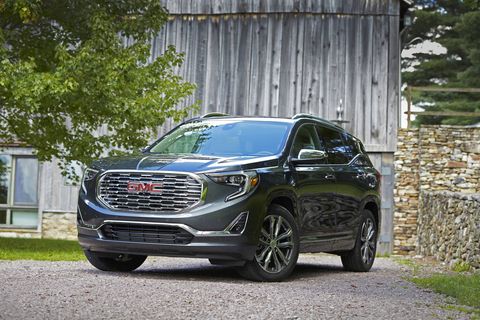 The 2018 GMC Terrain AWD Denali comes with a turbocharged 2.0-liter I4 and a nine-speed automatic that's good for 26 mpg on the highway.