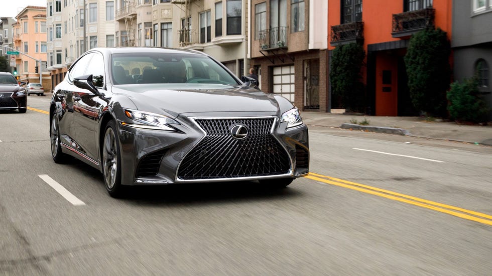 2019 Lexus LS 500: A suitably cushy flagship with a polarizing visual edge