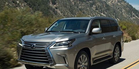 The 2018 Lexus LX570 in action