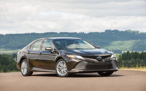 The 2018 Toyota Camry  XLE Hybrid has a 2.5-liter I4 that produces a combined 208 in conjunction with the electric motor.