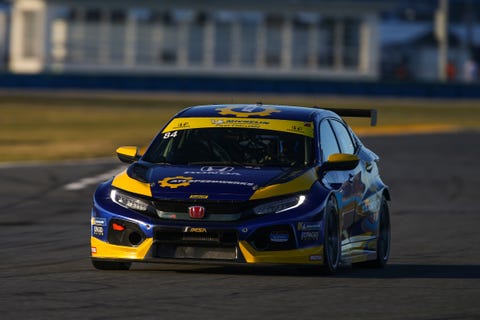 19 Honda Civic Type R Tcr Race Car What It S Like To Drive