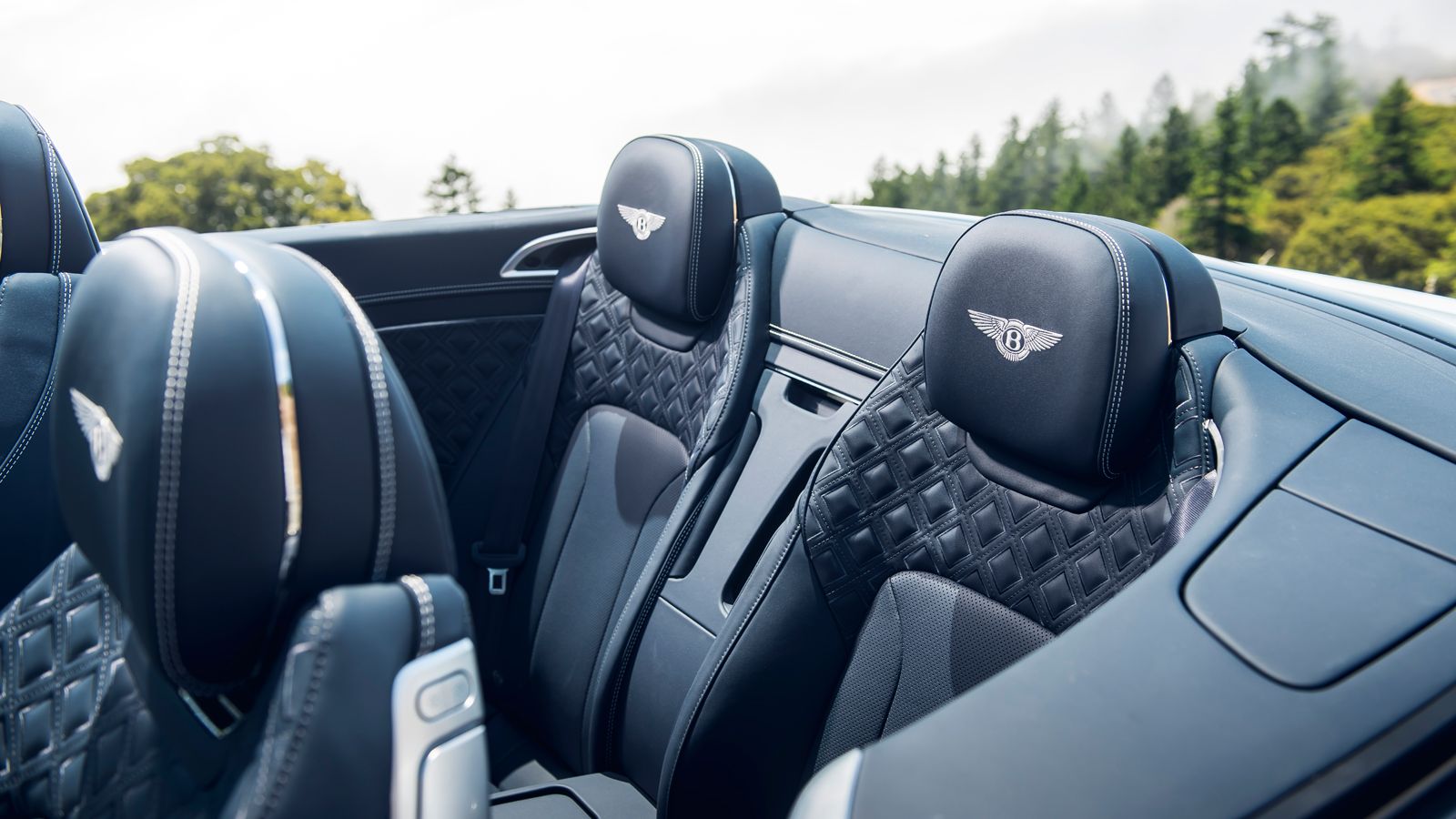 Bentley quilted 2025 leather seats