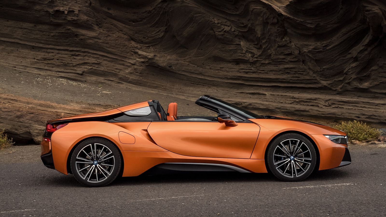 BMW i8 Roadster (2019) review