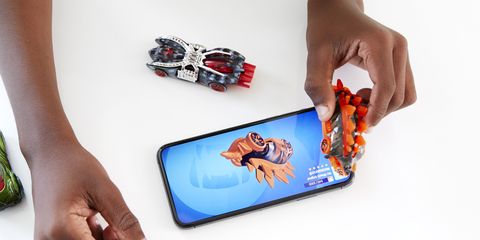 <span style="font-size:11pt"><span style="line-height:107%"><span style="font-family:Calibri,sans-serif">Each Hot Wheels id vehicle embedded with an NFC chip has a unique digital identity that can be recorded on the owner’s tablet or smart phone via a new app, like digitally registering your little diecast car at the Hot Wheels DMV. If you sell or trade your id to someone else, they can register it under their name.</span></span></span>
