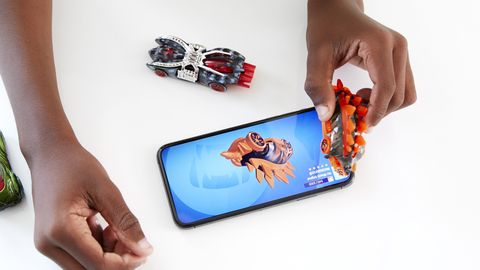<span style="font-size:11pt"><span style="line-height:107%"><span style="font-family:Calibri,sans-serif">Each Hot Wheels id vehicle embedded with an NFC chip has a unique digital identity that can be recorded on the owner’s tablet or smart phone via a new app, like digitally registering your little diecast car at the Hot Wheels DMV. If you sell or trade your id to someone else, they can register it under their name.</span></span></span>
