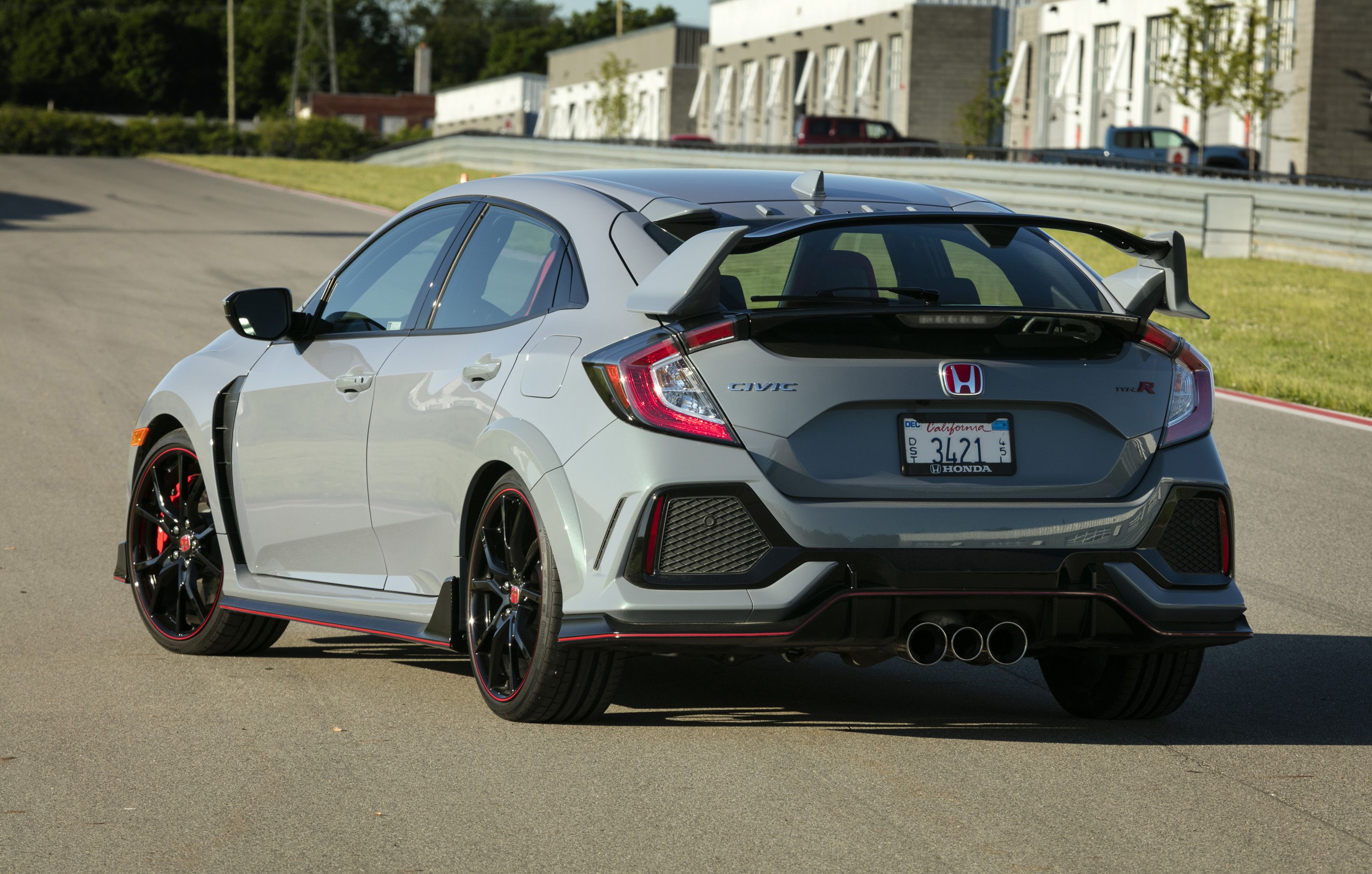2019 Honda Civic Type R TCR race car. What it's like to drive.