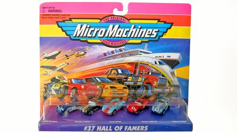 Toy, Toy vehicle, Model car, Playset, Construction set toy, Vehicle, Action figure, Demolition derby, Radio-controlled toy, Fictional character, 