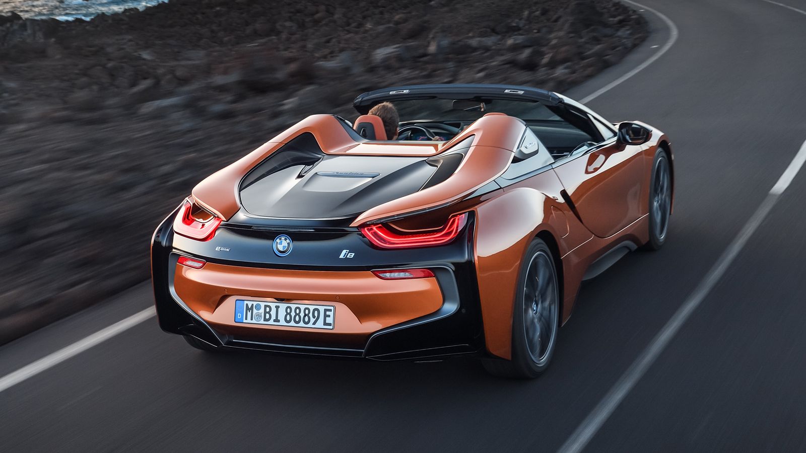 2019 i8 Roadster drive Everything you need to know