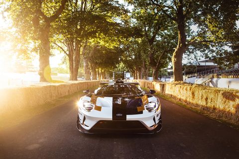 The Ford GT Mk II celebrates Independence Day in England in the best possible way at the Goodwood Festival of Speed
