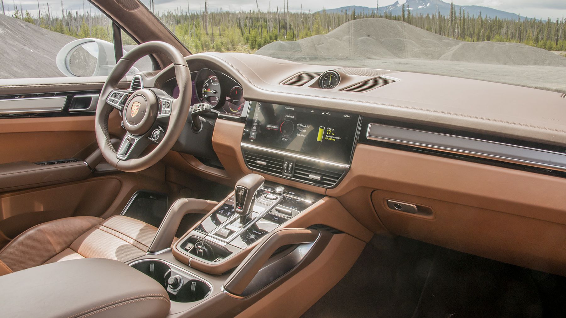 Porsche Cayenne Turbo S E Hybrid Interior Photos