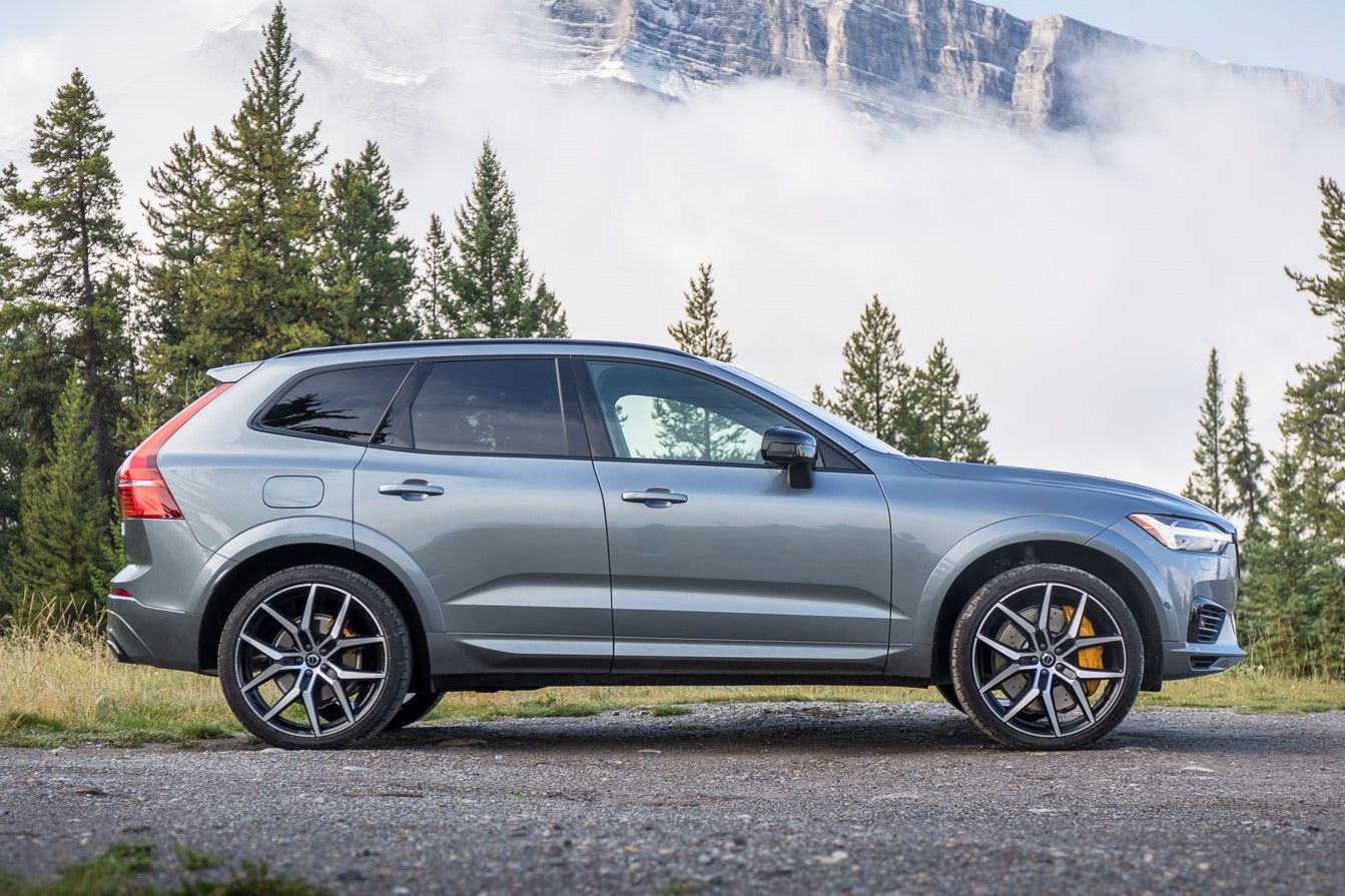 Gallery 2020 Volvo XC60 T8 Polestar Engineered