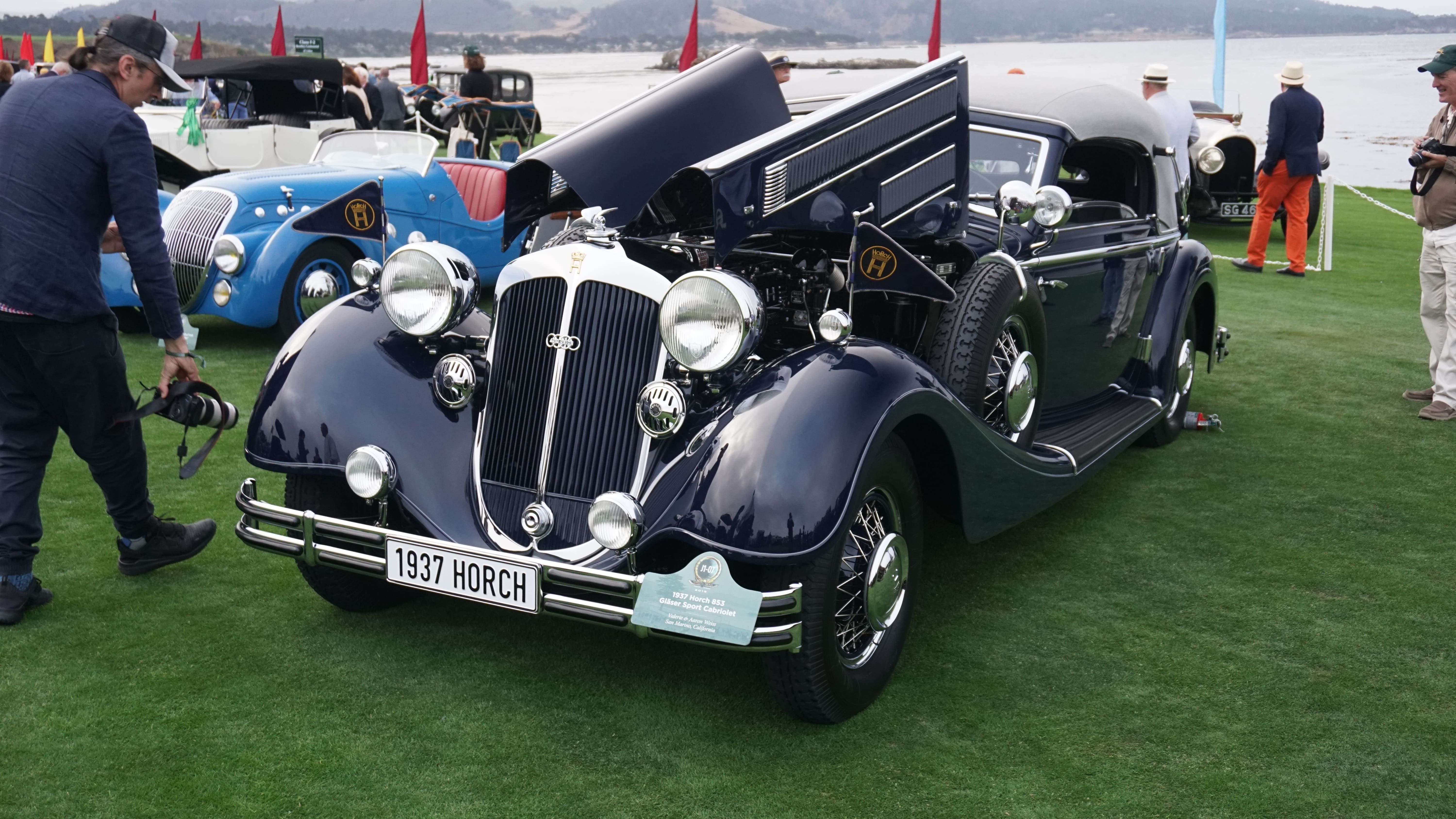 A Bentley wins the 2019 Pebble Beach Concours