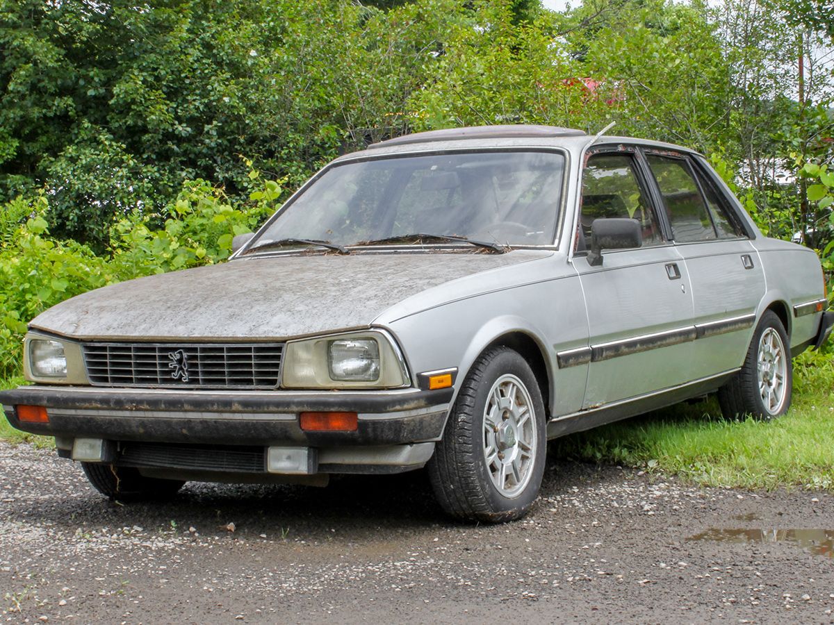 Classic Peugeot 505 Turbo Diesel spotted on the street: photos and