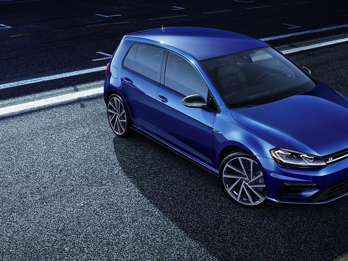 Volkswagen R-Line Specs, Trim Levels & Overview
