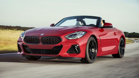 BMW took the wraps off the all-new Z4 M40i roadster just ahead of Pebble Beach concours, a model set to go on sale in the spring of next year.