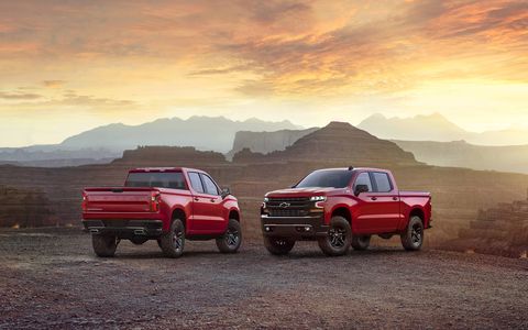 The 2019 Chevy Silverado is 450 pounds lighter than the outgoing model. Exterior swing panels (doors, hood and tailgate) are made of aluminum while fixed panels (fenders, roof and bed) are made of steel.