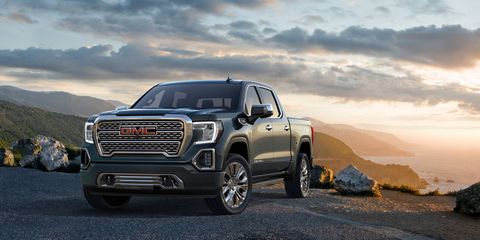 The 2019 GMC Sierra gets a new look and the choice of either a 5.3-liter V8, a 6.2-liter V8 or a 3.0-liter turbodiesel I6.