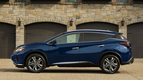 The 2019 Nissan Murano only comes with a 3.5-liter V6 making 260 hp.
