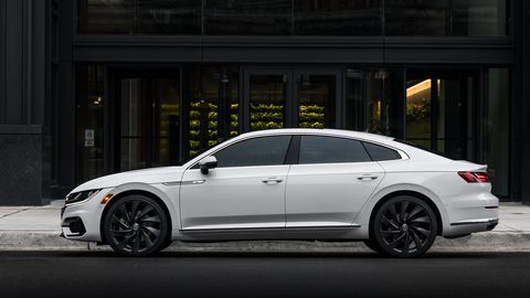 The 2019 Volkswagen Arteon goes on sale in April with a turbocharged 2.0-liter I4.