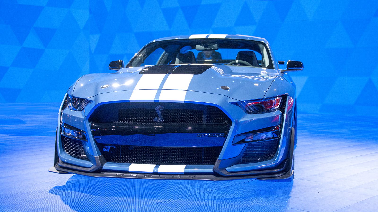 2020 Ford Mustang Shelby GT500: Your 700-plus hp track-devouring
