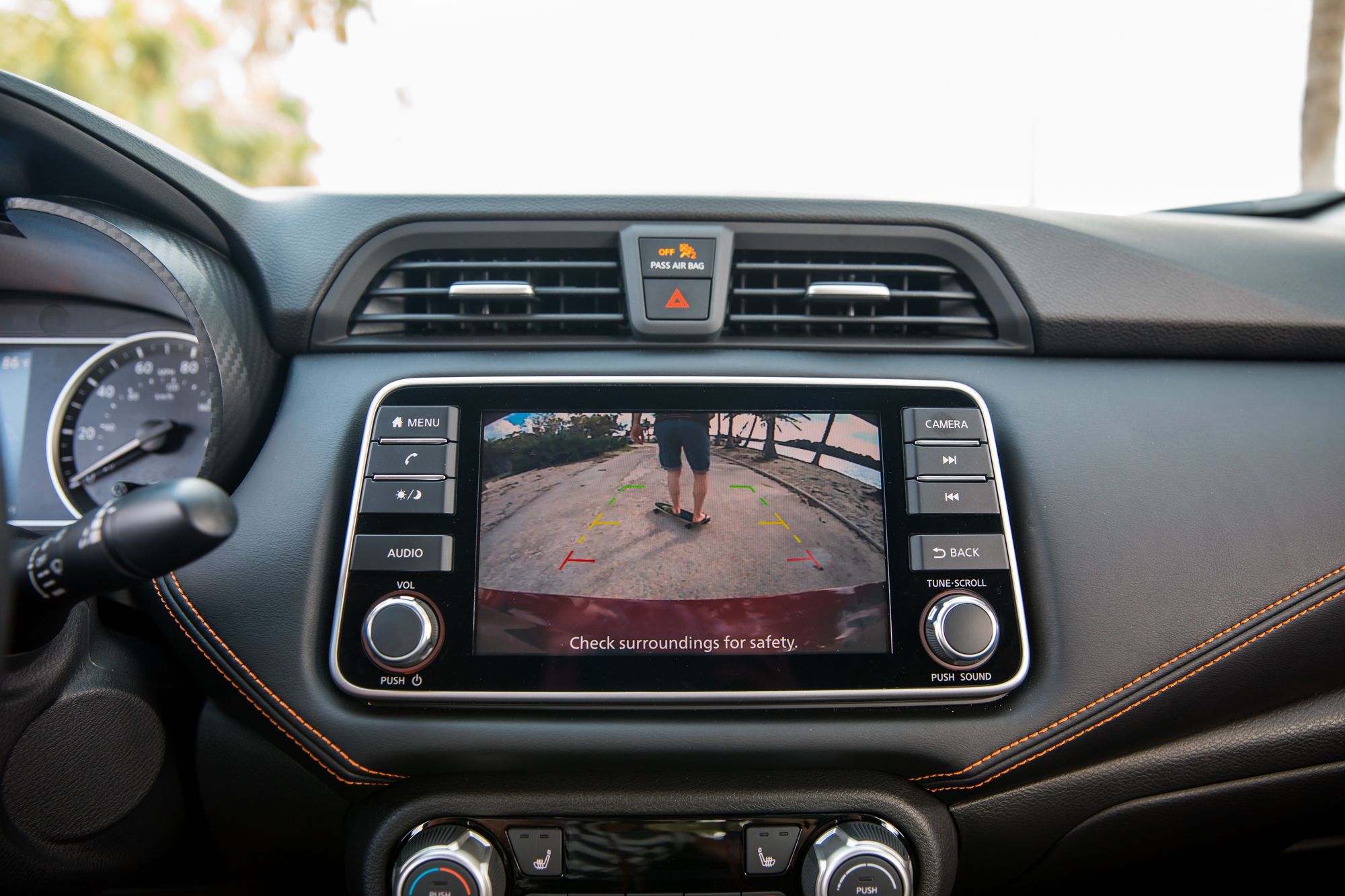 2020 nissan versa inside