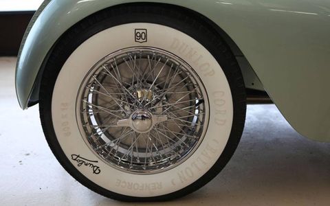 Even the obsolete Dunlop Balloon whitewall tires were re-created to match the newly built Bugatti Aerolithe.