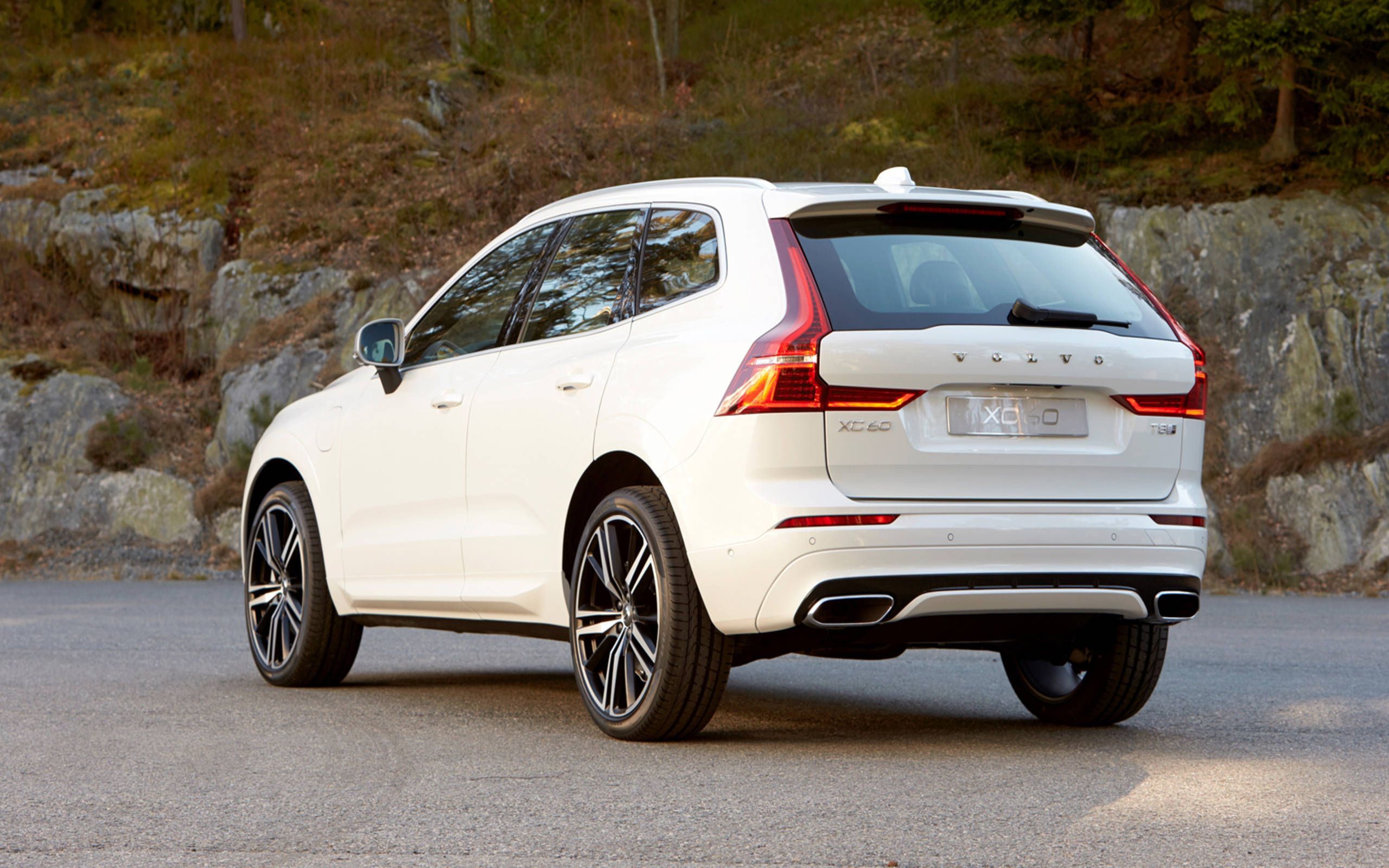 2018 Volvo XC60 Review: A Handsome, Tech-Friendly SUV