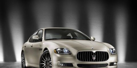Automotive design, Vehicle, Car, Grille, Hood, Automotive lighting, Personal luxury car, Rim, Luxury vehicle, Headlamp, 