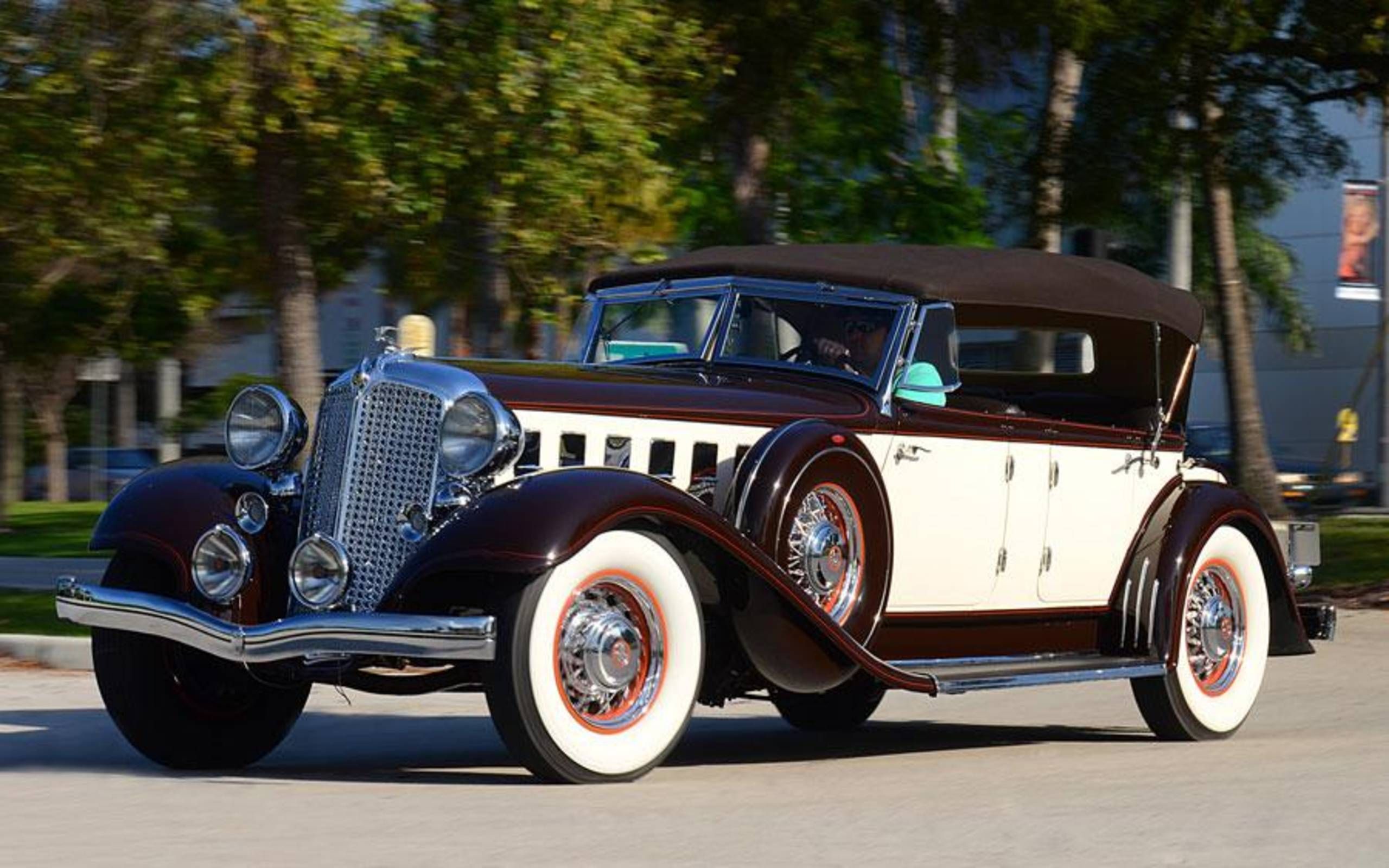 Bonhams Cars : 1933 Chrysler Imperial Model CL Dual Cowl