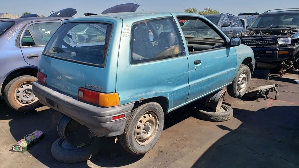 Junked 1991 Daihatsu Charade