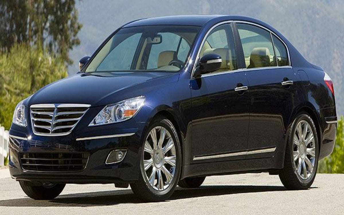 Hyundai Genesis luxury sedan to start at $33,000