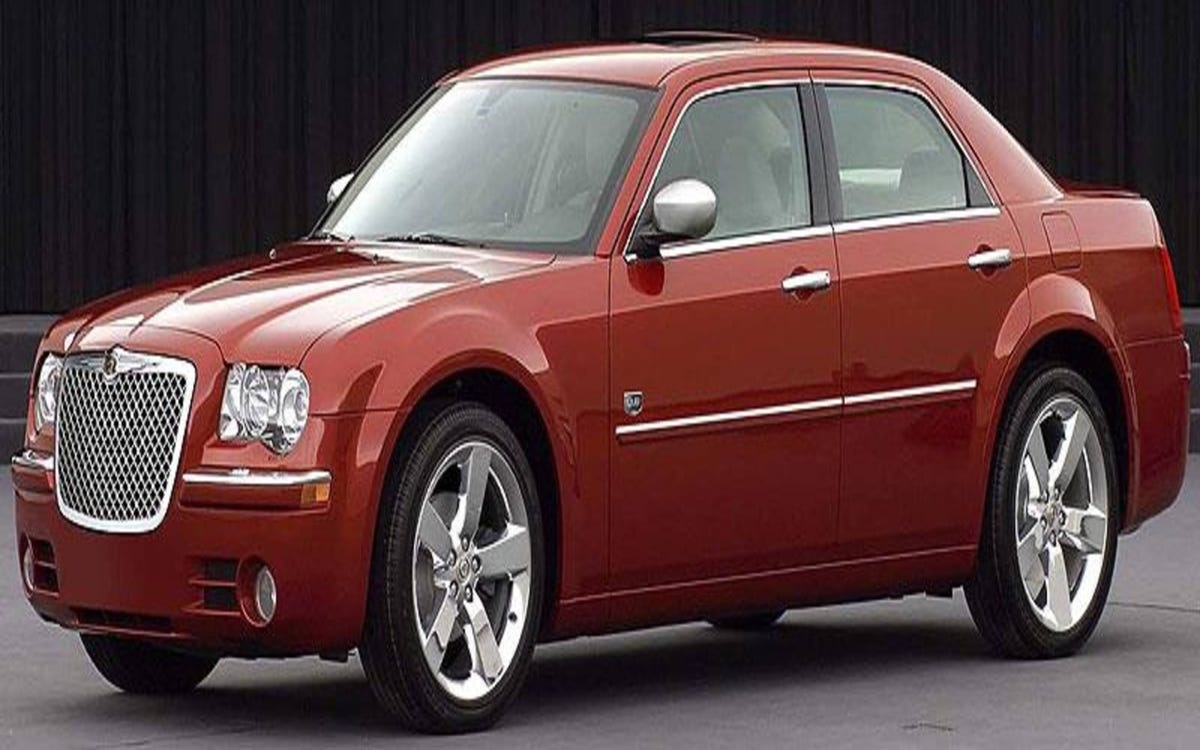 Chrysler 300 And Chrysler Charger Get Dub Packages 9576