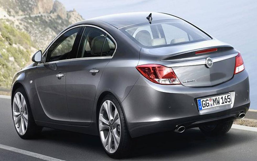 2010 Saturn Aura / Opel Insignia