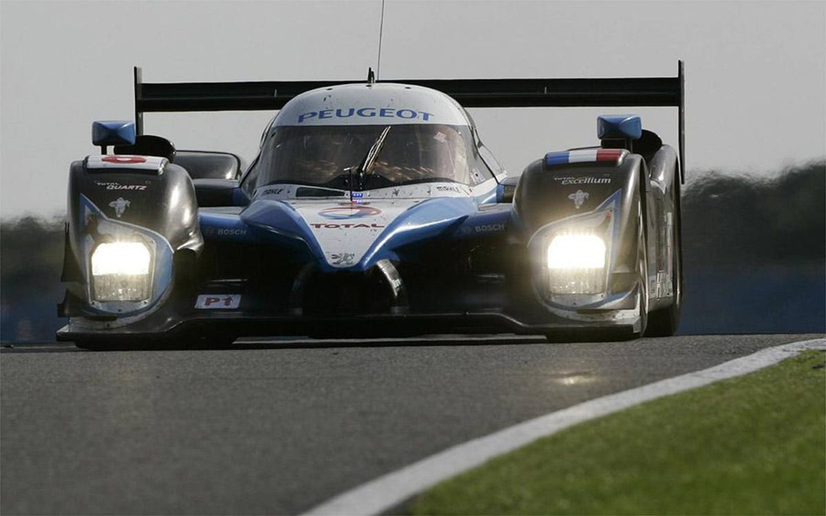 Diesel prototypes head 24 Hours of Le Mans entry list