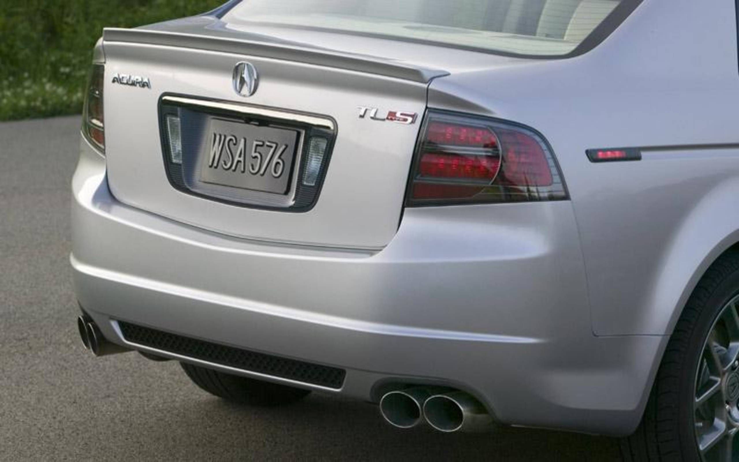 Acura Tl Type S Is Back Performance Model Returns After Three Year Absence