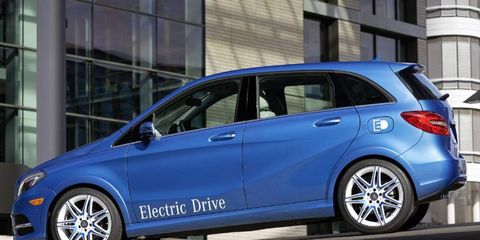 A side view of the 2014 Mercedes-Benz B-class Electric Drive.