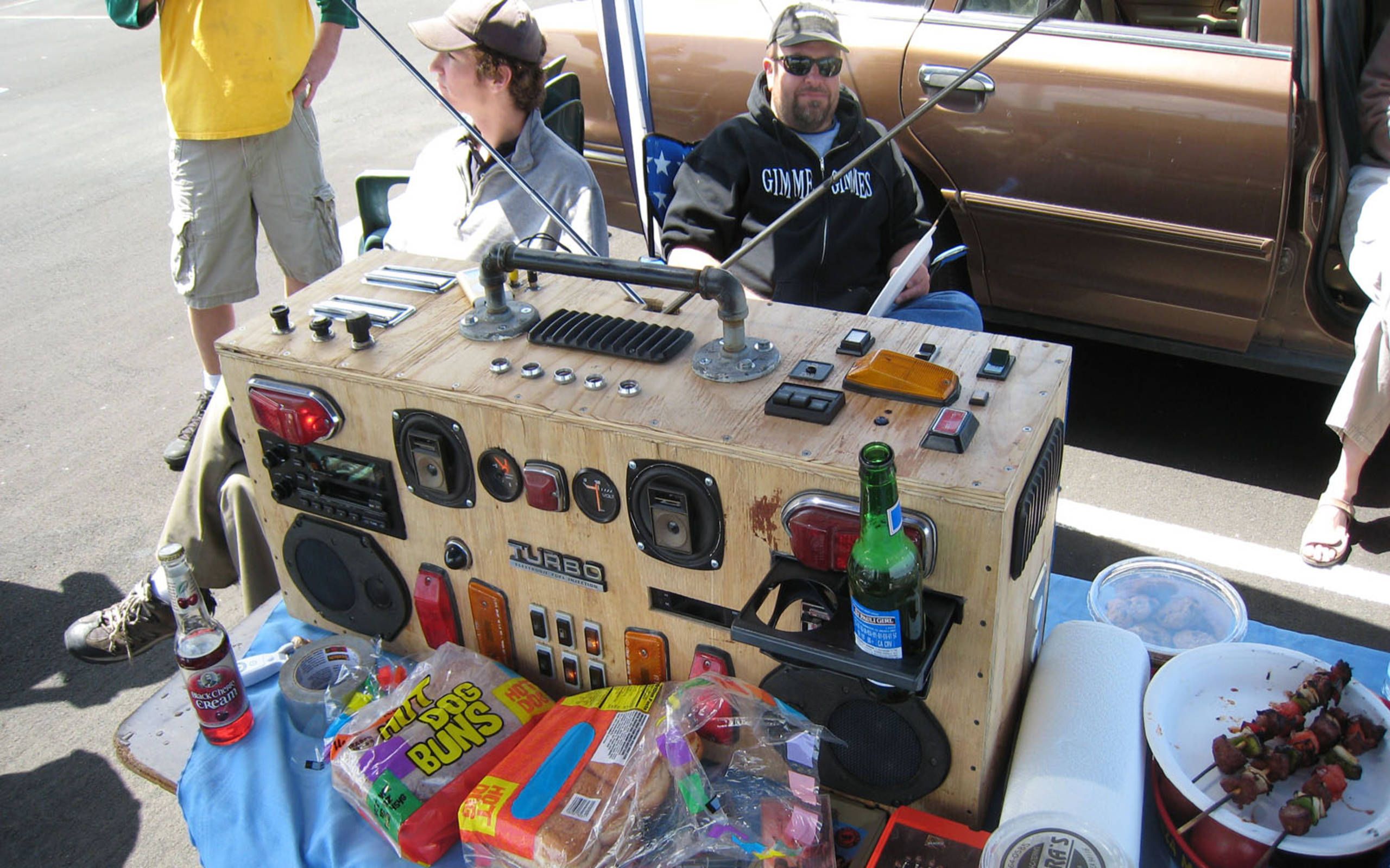 Diy car best sale stereo boombox