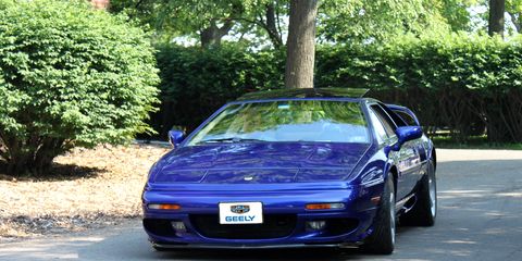 The Esprit was in production from 1976 till 2004. The later Lotus Esprit delivered 300 hp and 295 lb-ft of torque.