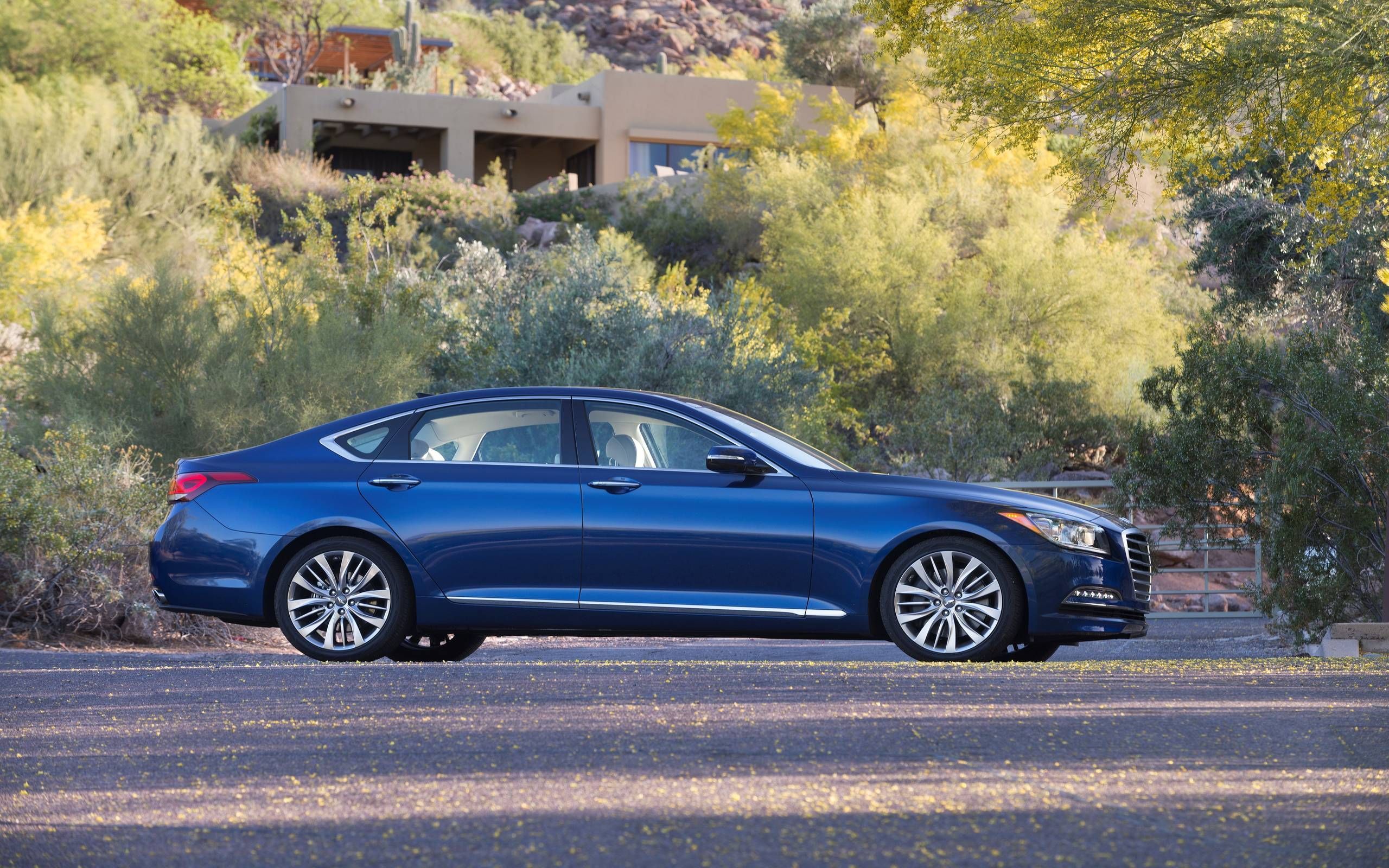 2015 Hyundai Genesis 3.8 Sedan review notes