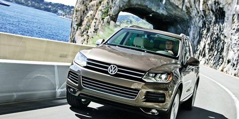A front view of the 2012 Volkswagen Touareg TDI LUX.