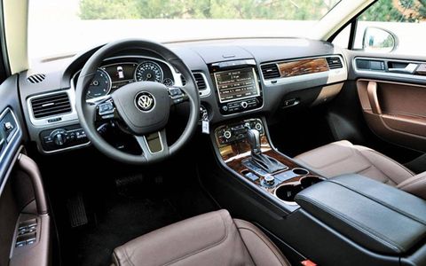 The interior of the 2012 Volkswagen Touareg TDI LUX.