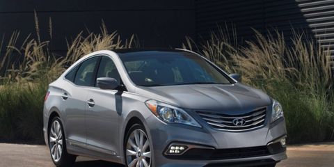 The 2016 Hyundai Azera looks fairly attractive, and the list of standard features is pretty good. However, the price -- that's a little steep.