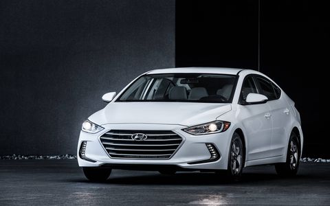 It helps that the Eco’s 1.4-liter turbo gets a decent torque advantage over the Elantra’s standard naturally aspirated 2.0-liter.