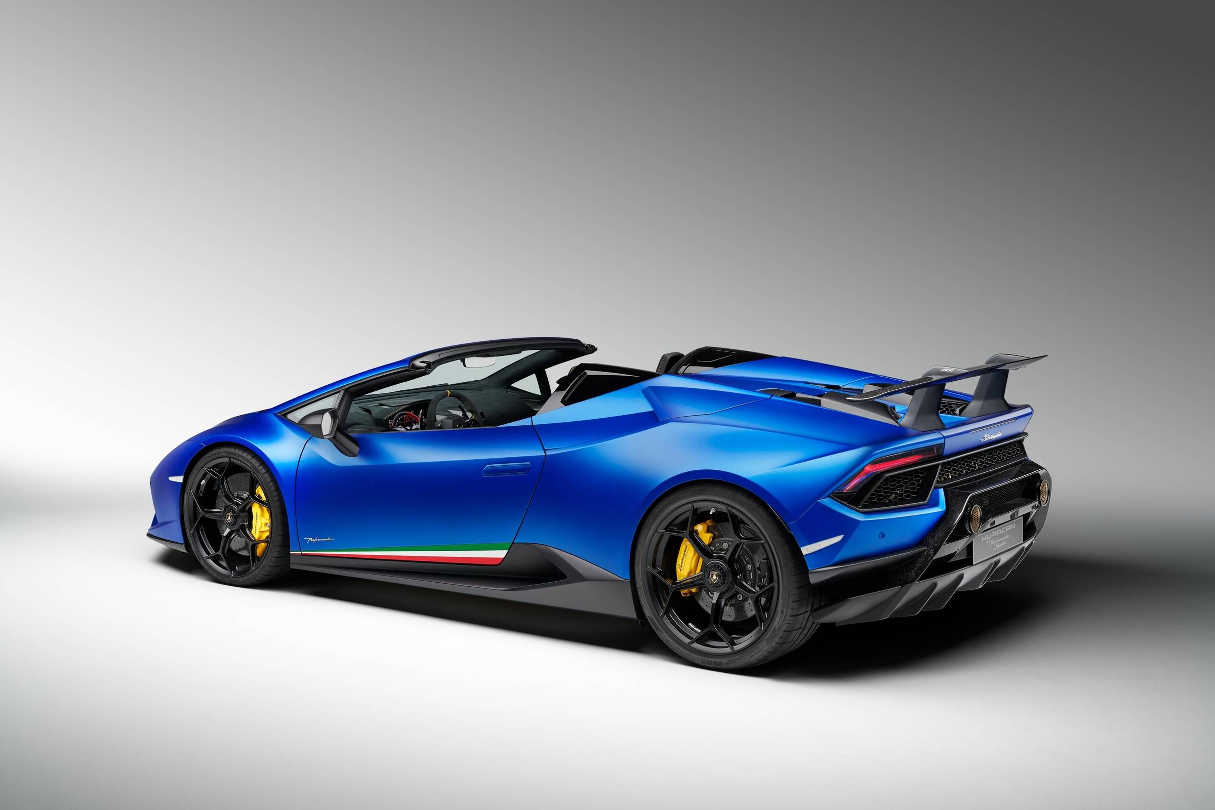 Test Drive: Lamborghini's Huracan Performante Spyder - COOL HUNTING®