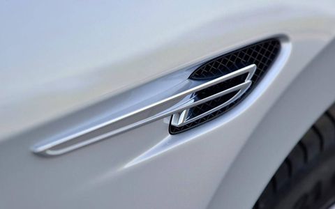 Elegant details define the new Flying Spur luxury sedan.