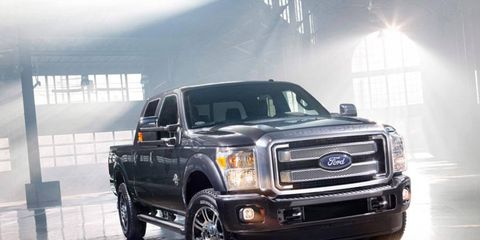 The 6.7-liter turbocharged diesel V-8 pumps out 400 hp and a whopping 800 lb-ft of torque